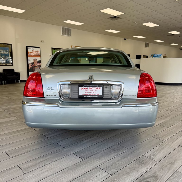 2007 LINCOLN TOWN CAR