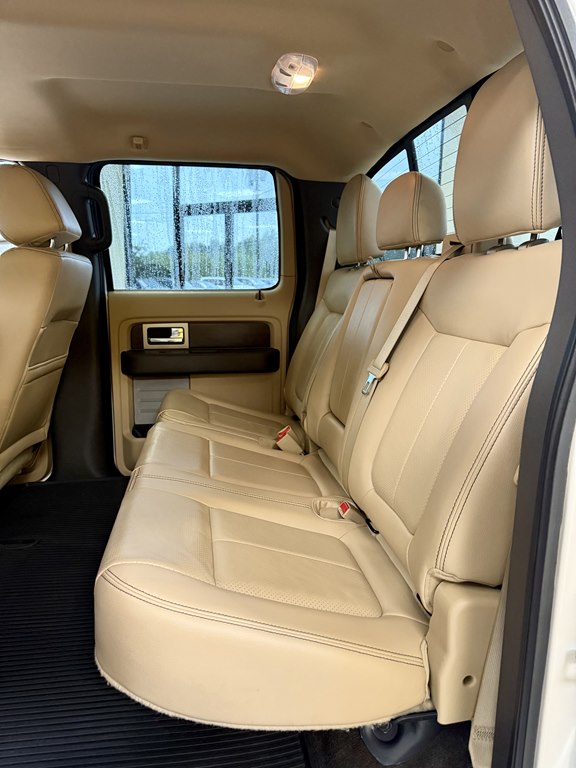 Photo 17 of this FORD F150