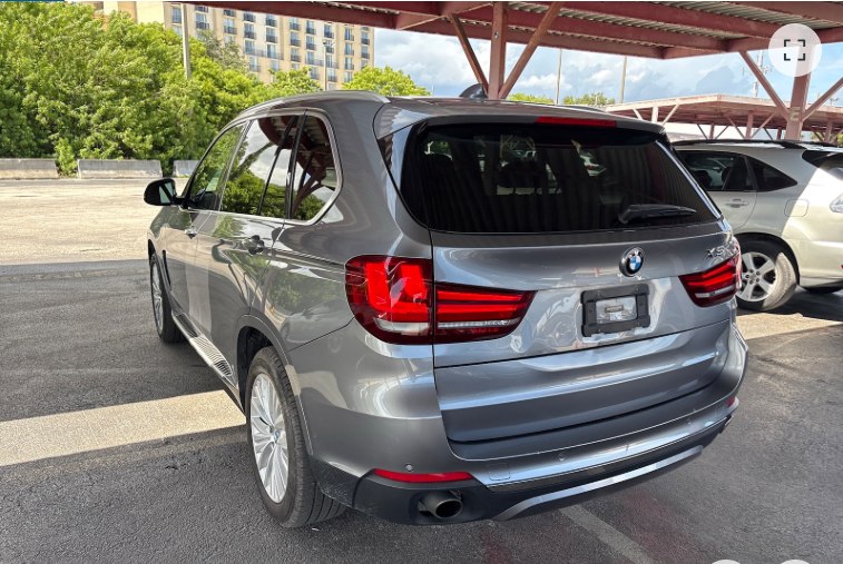 Photo 5 of this BMW X5