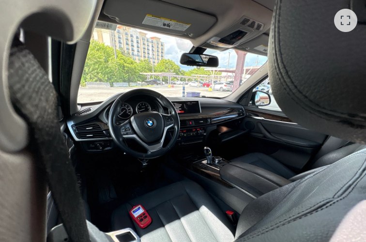 Photo 7 of this BMW X5