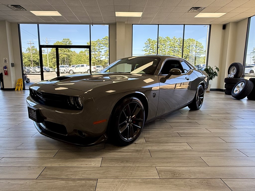 Photo 3 of this DODGE CHALLENGER