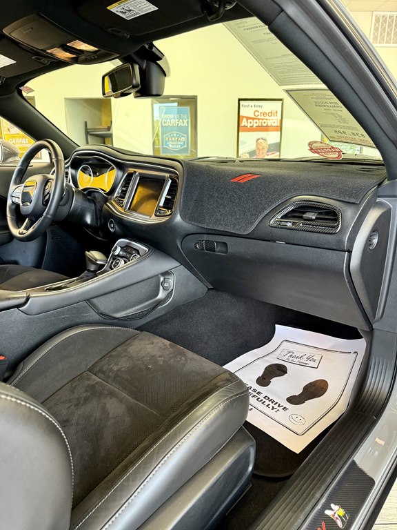 Photo 12 of this DODGE CHALLENGER