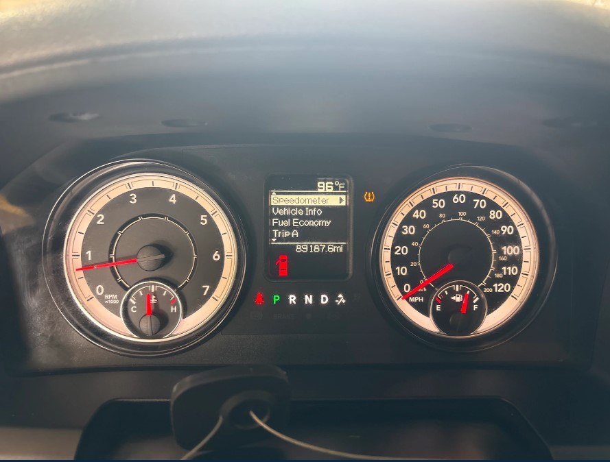 Photo 4 of this RAM 1500