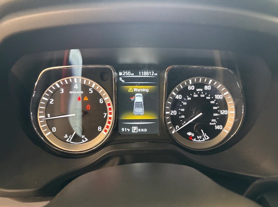 Photo 4 of this NISSAN TITAN