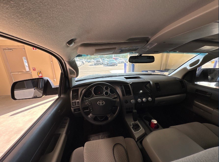 Photo 6 of this TOYOTA TUNDRA