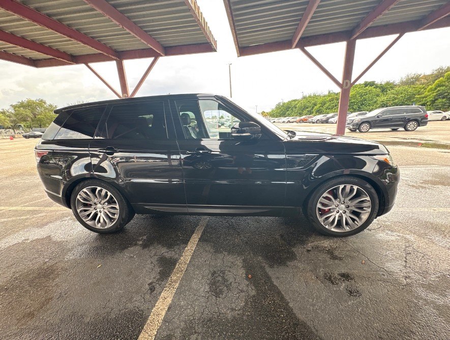 Photo 3 of this LAND ROVER RANGE ROVER SPO