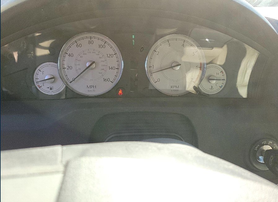 Photo 5 of this CHRYSLER 300C