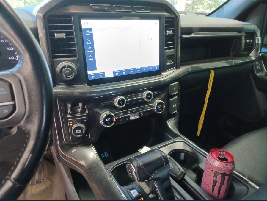Photo 5 of this FORD F150