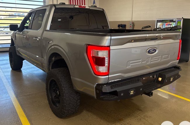 Photo 2 of this FORD F150