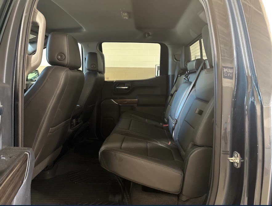 Photo 5 of this CHEVROLET SILVERADO 1500