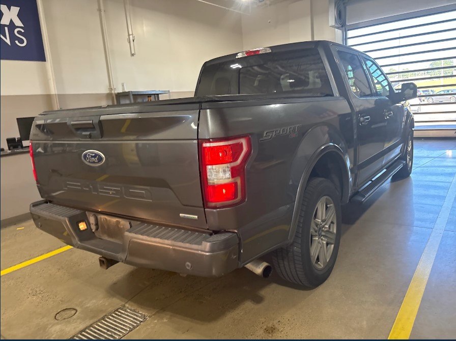 Photo 2 of this FORD F150