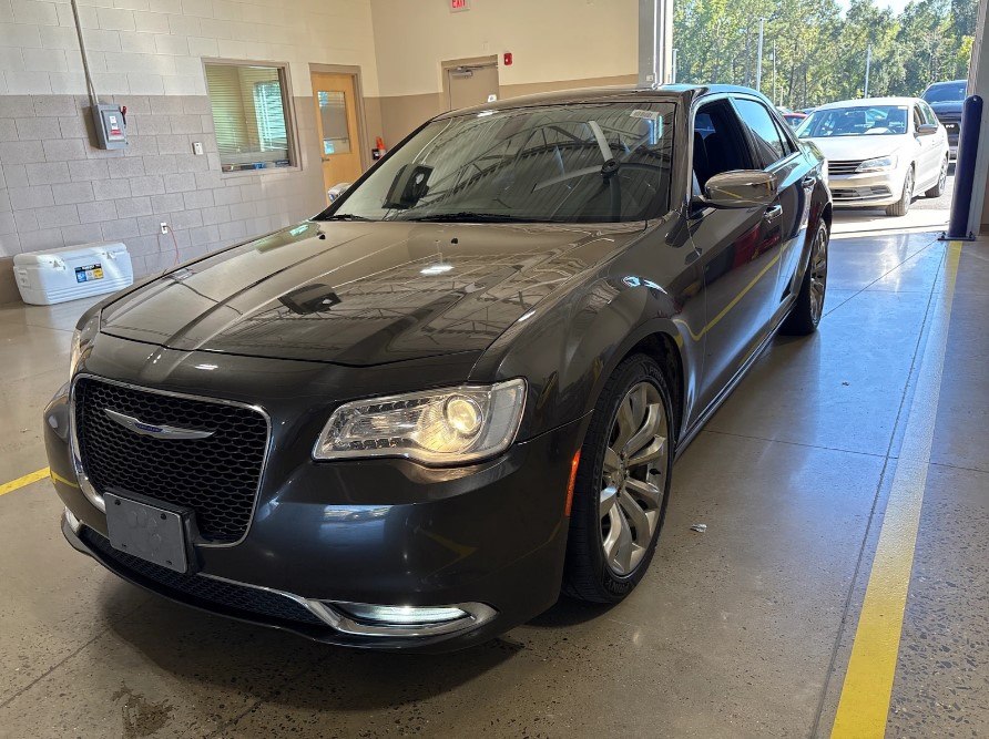 2020 CHRYSLER 300
