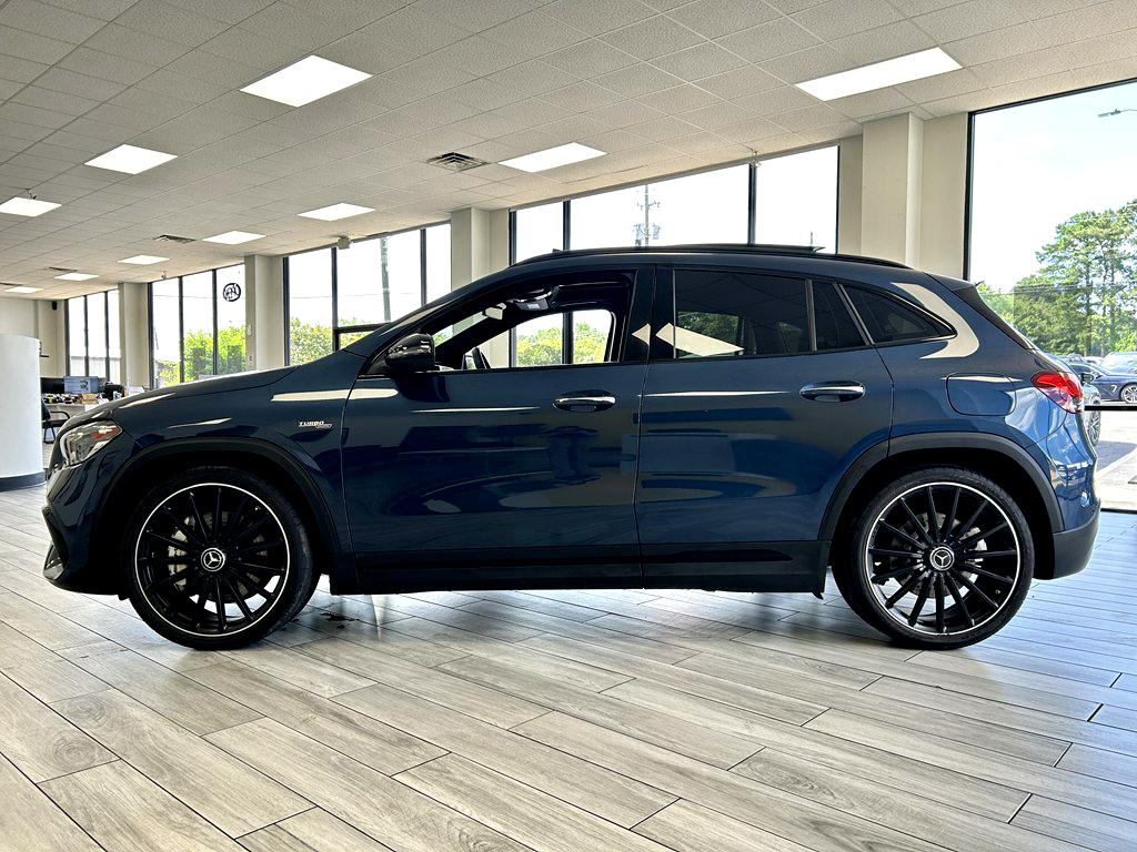 Photo 4 of this MERCEDES-BENZ GLA
