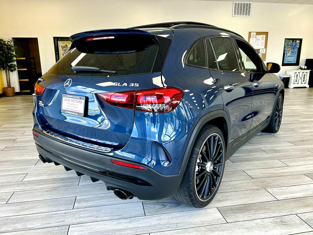 Photo 6 of this MERCEDES-BENZ GLA