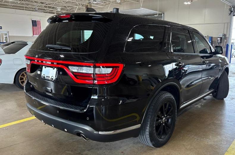 Photo 2 of this DODGE DURANGO