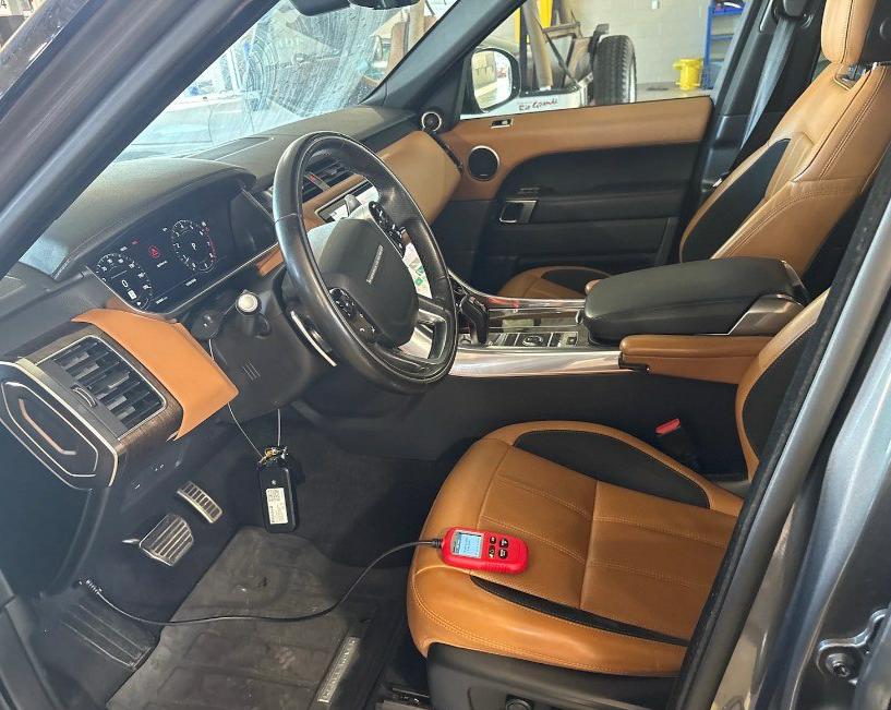 Photo 4 of this LAND ROVER RANGE ROVER SPO