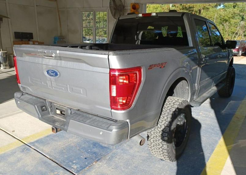 Photo 2 of this FORD F150