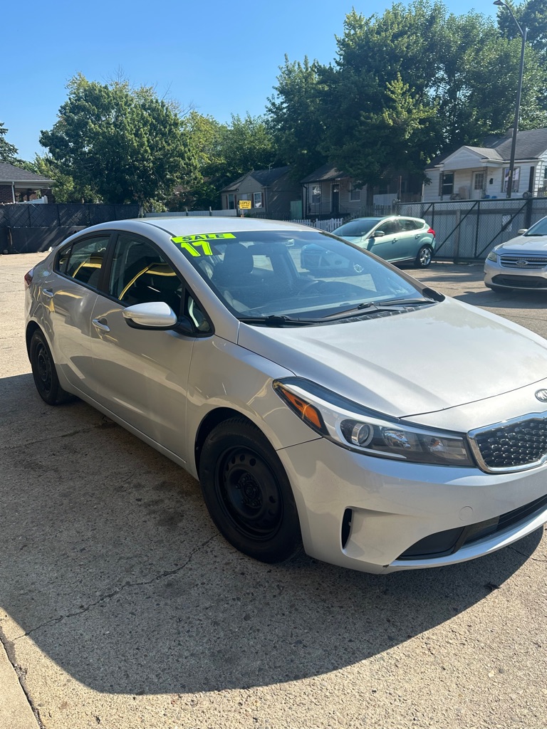 2017 Kia Forte #4
