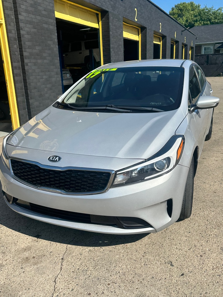 2017 Kia Forte #2