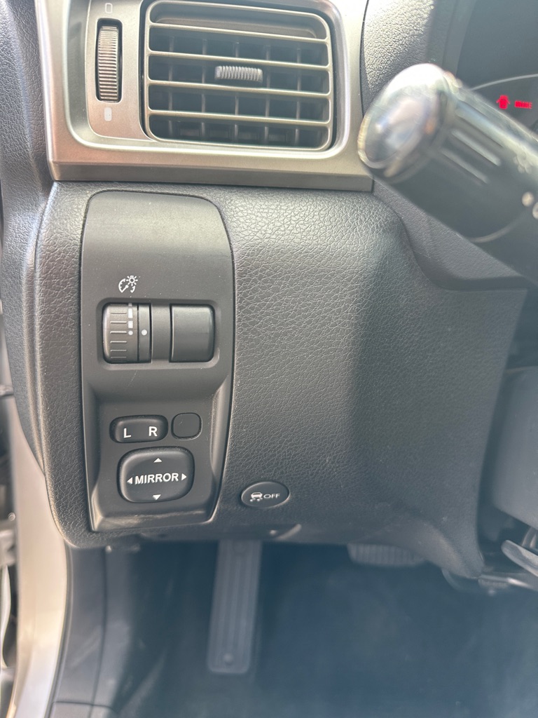 Photo 16 of this SUBARU FORESTER
