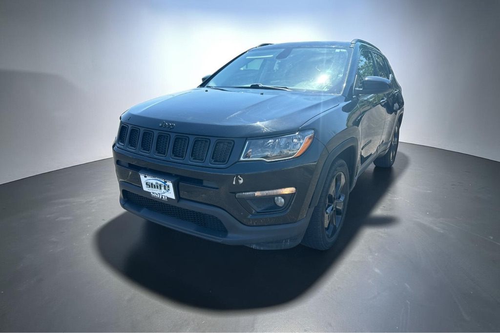 Photo 3 of this JEEP COMPASS