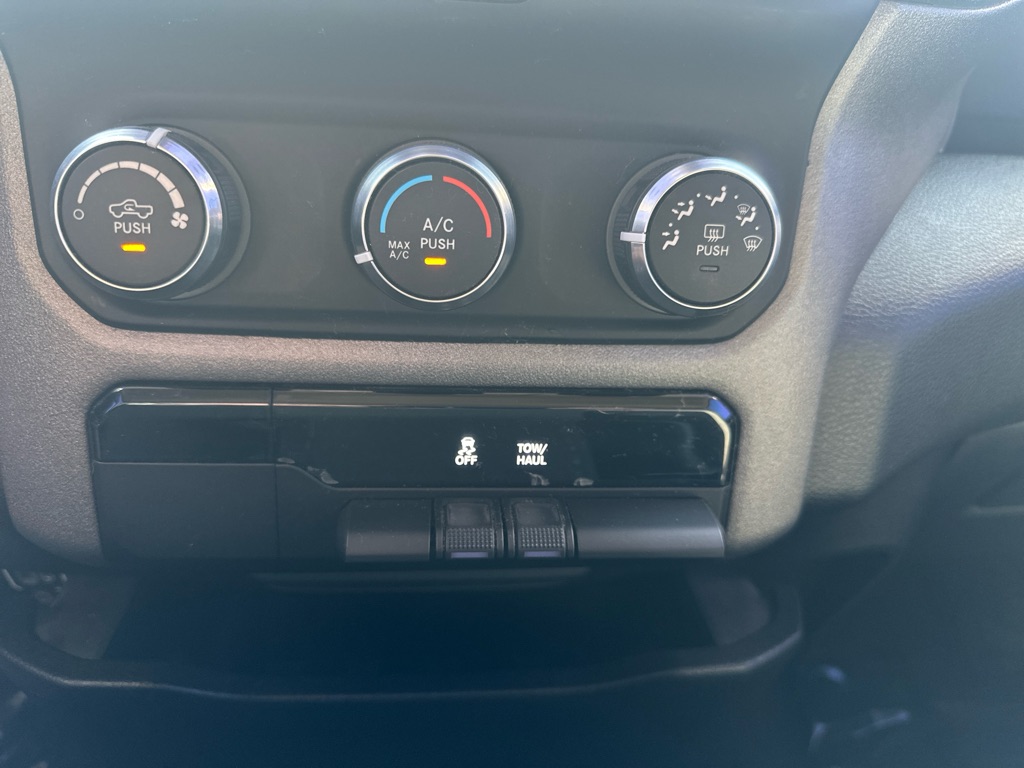 Photo 24 of this RAM 1500