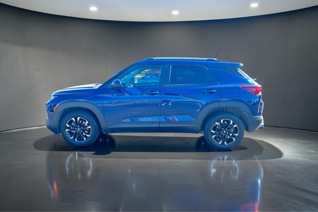 Photo 4 of this CHEVROLET TRAILBLAZER