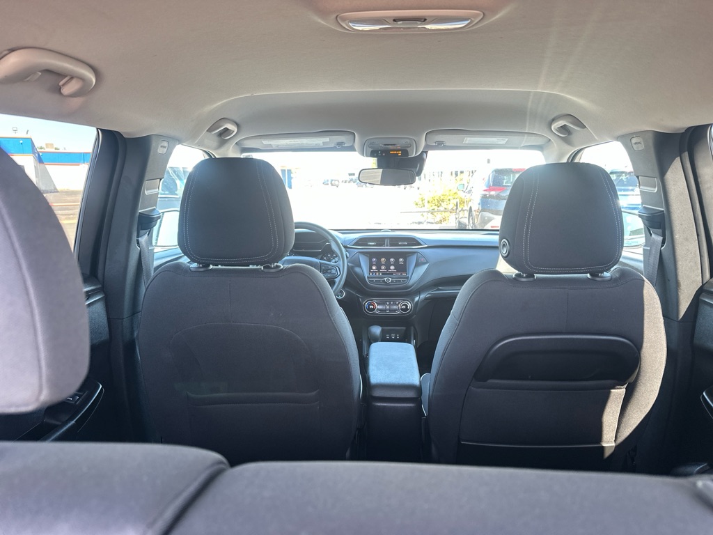 Photo 26 of this CHEVROLET TRAILBLAZER