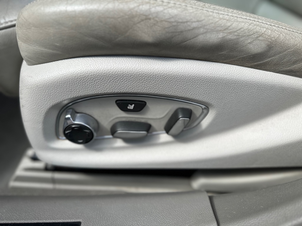 Photo 15 of this CADILLAC XTS