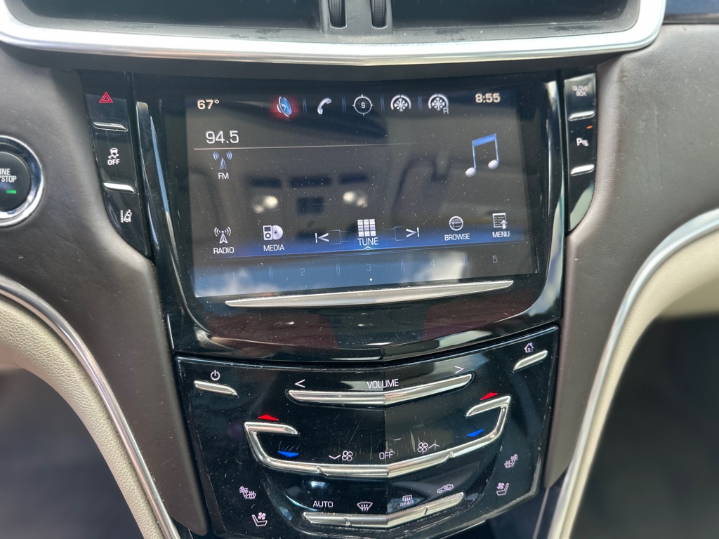 Photo 21 of this CADILLAC XTS