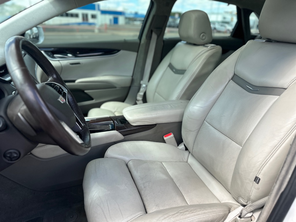 Photo 16 of this CADILLAC XTS