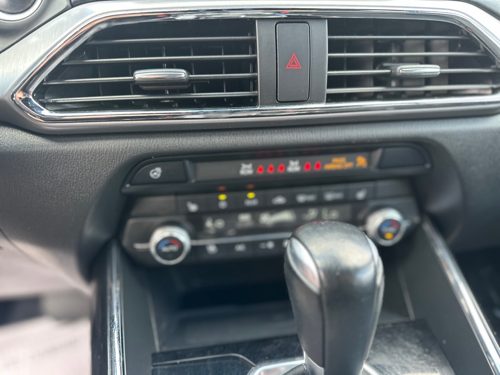 Photo 20 of this MAZDA CX-9
