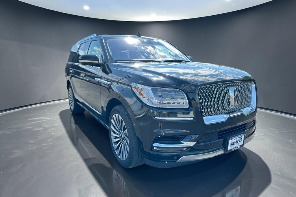 2019 LINCOLN NAVIGATOR