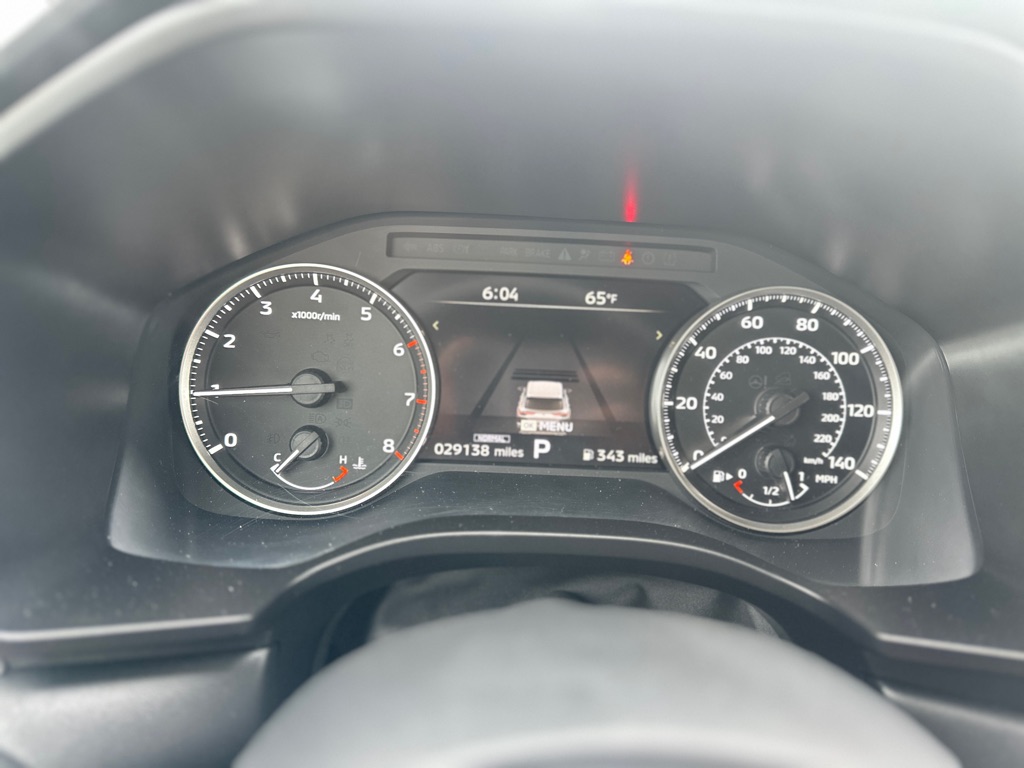 Photo 18 of this MITSUBISHI OUTLANDER