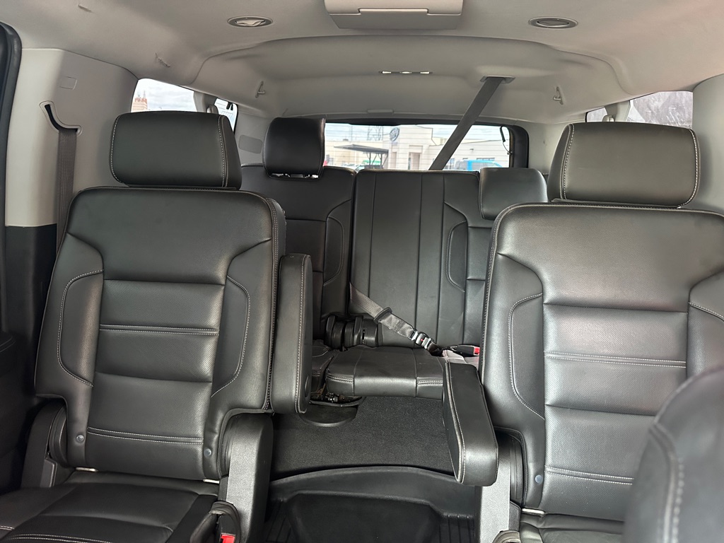 Photo 25 of this GMC YUKON XL