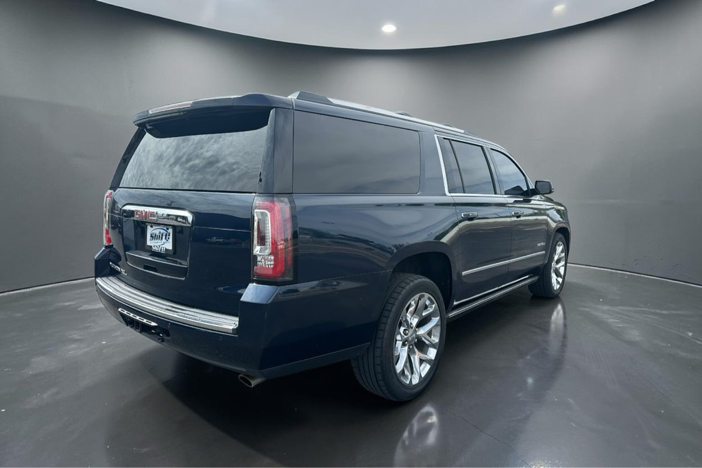Photo 9 of this GMC YUKON XL