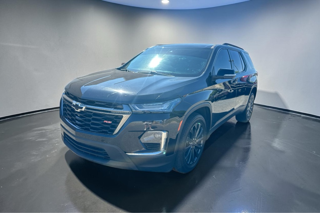 Photo 3 of this CHEVROLET TRAVERSE