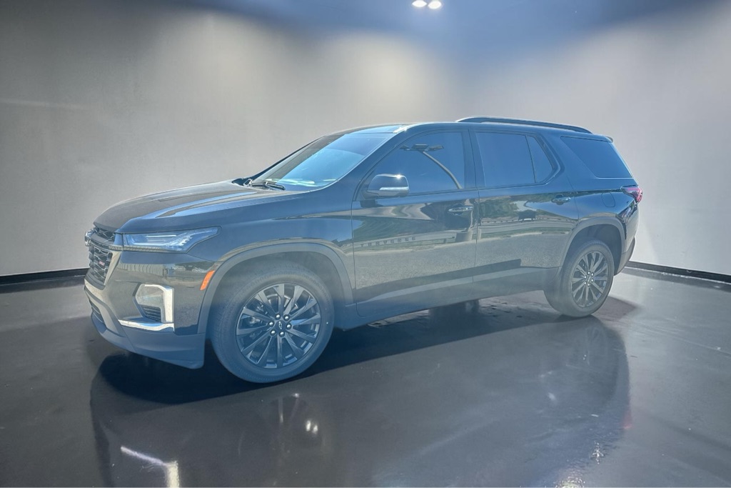 Photo 4 of this CHEVROLET TRAVERSE