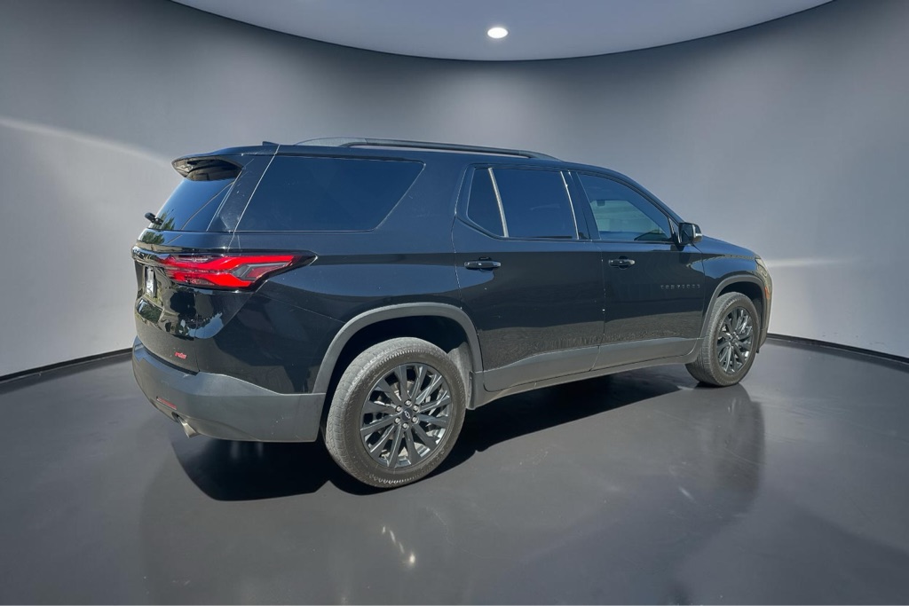 Photo 10 of this CHEVROLET TRAVERSE