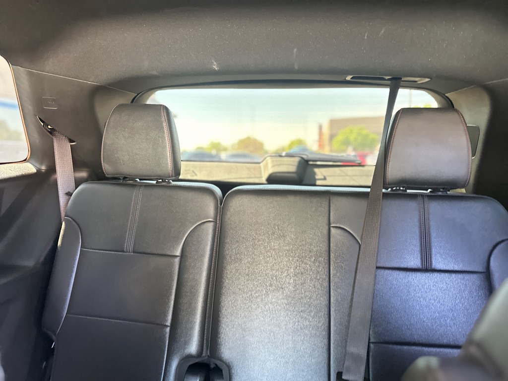 Photo 32 of this CHEVROLET TRAVERSE