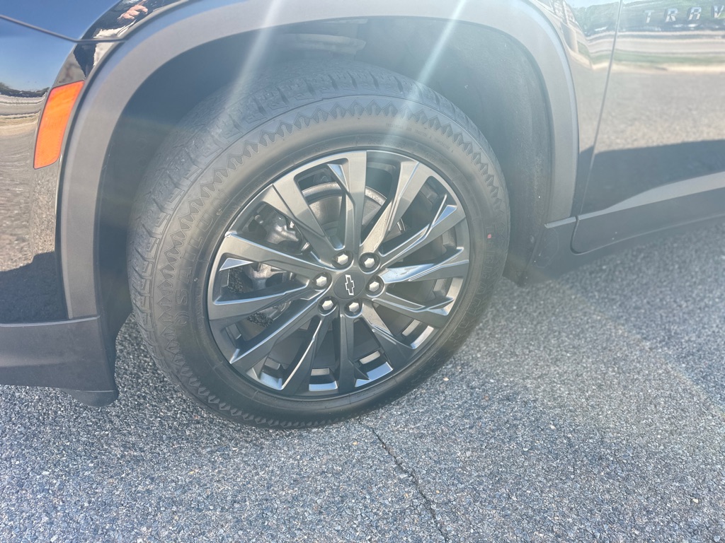 Photo 13 of this CHEVROLET TRAVERSE