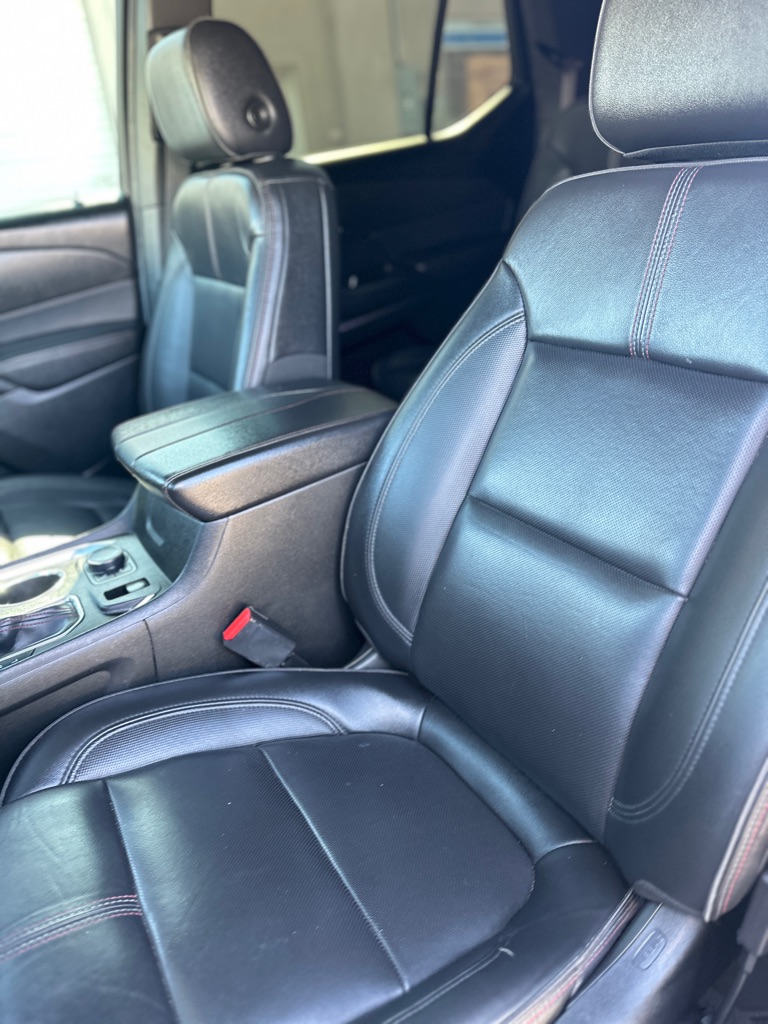 Photo 19 of this CHEVROLET TRAVERSE