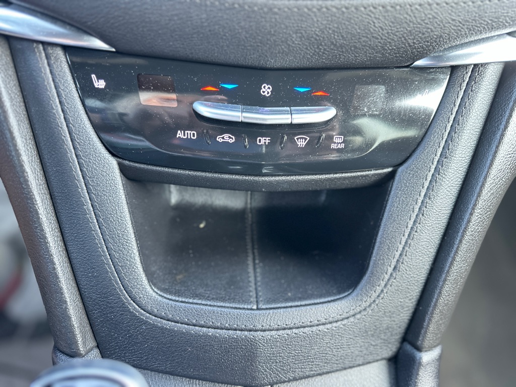 Photo 20 of this CADILLAC XT5