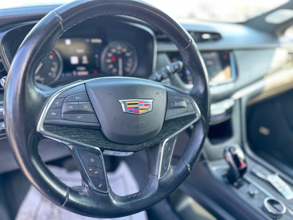Photo 17 of this CADILLAC XT5