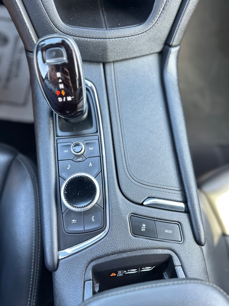 Photo 21 of this CADILLAC XT5