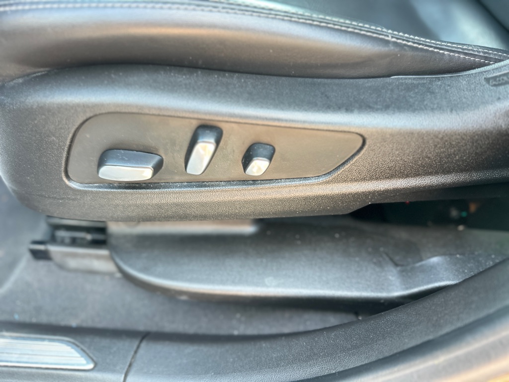 Photo 15 of this CADILLAC XT5