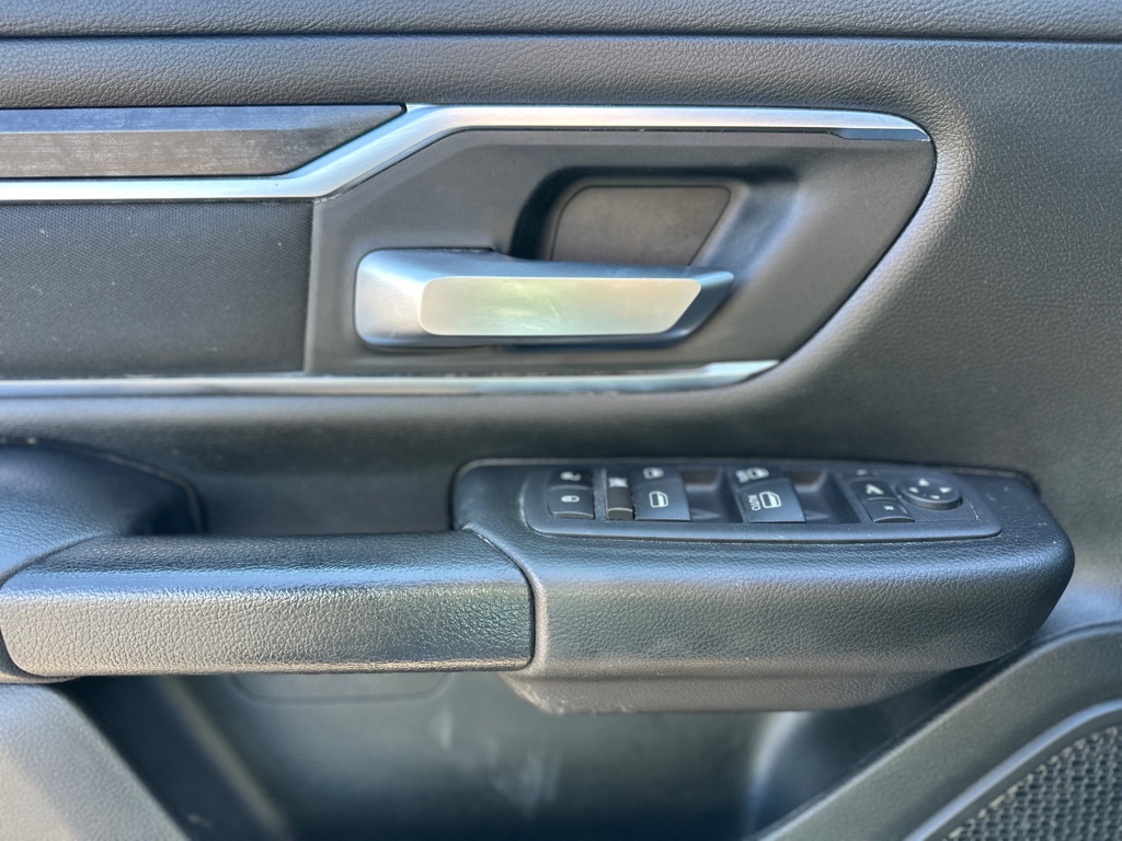 Photo 14 of this RAM 1500