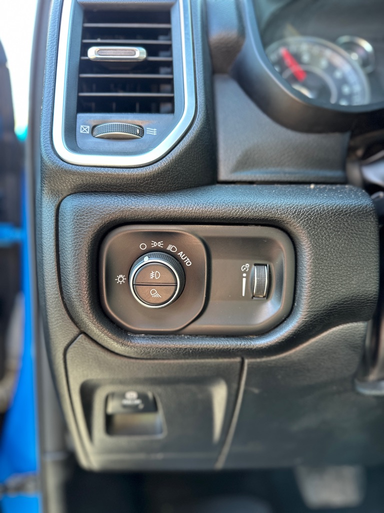 Photo 15 of this RAM 1500