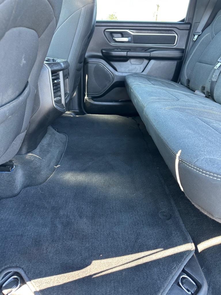 Photo 27 of this RAM 1500