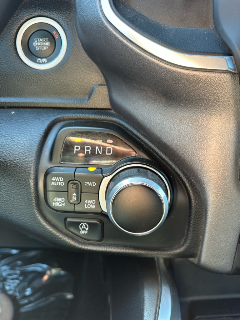 Photo 21 of this RAM 1500